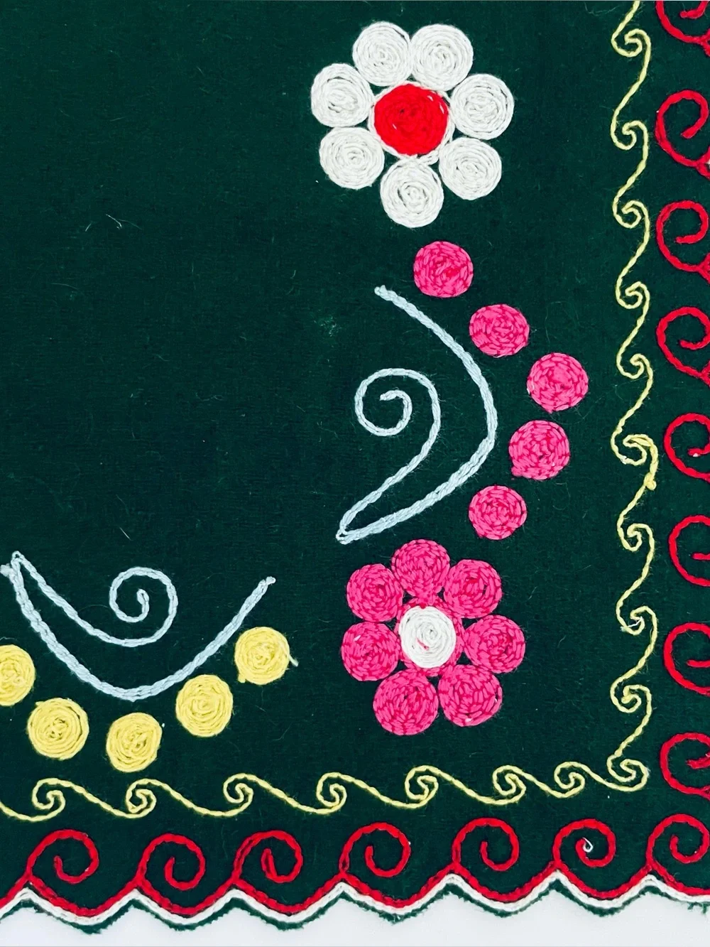 Vintage Mexican Boho multicolor embroidered floral placemat table top cover